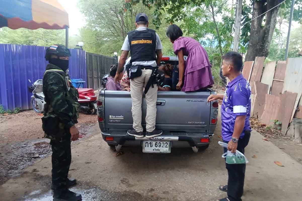 မဲဆောက်တွင် တရားမဝင် ဝင်လာသော မြန်မာအမျိုးသမီး ၇ ဦး ဖမ်းဆီးခံရ